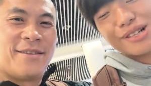 bti体育app下载-黄希扬赛前指点李镇全：米特里策脾气怪，争取造个红牌